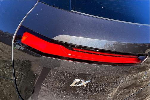 2026 BMW iX xDrive60