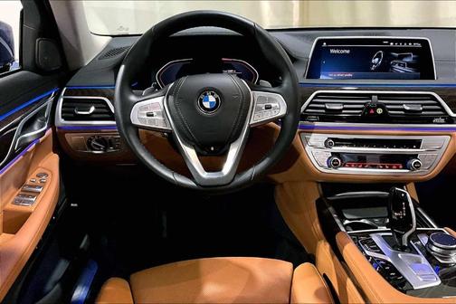 2022 BMW 740 i xDrive