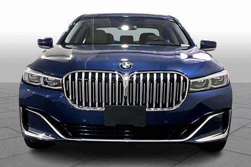 2022 BMW 740 i xDrive