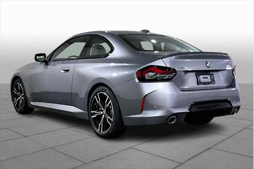 2025 BMW 230 i xDrive
