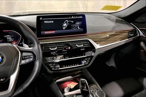 2023 BMW 540 i xDrive