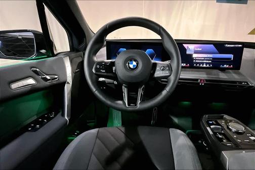 2026 BMW iX xDrive45