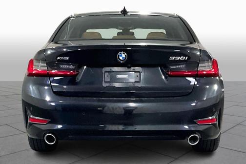 2021 BMW 330 i xDrive