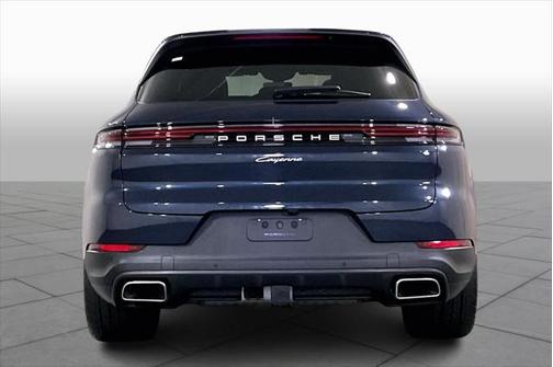 2024 Porsche Cayenne Base