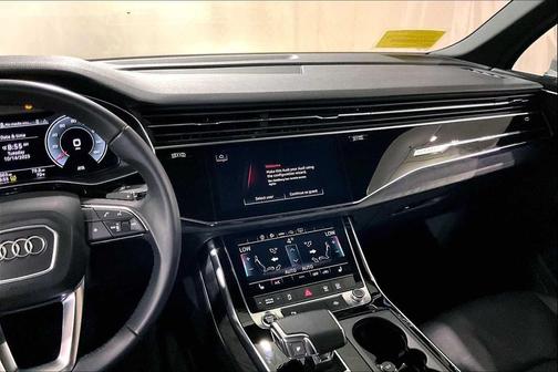 2022 Audi Q7 45 Premium