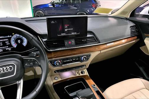 2022 Audi Q5 45 S line Premium Plus