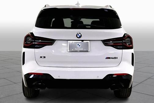 2023 BMW X3 M40i