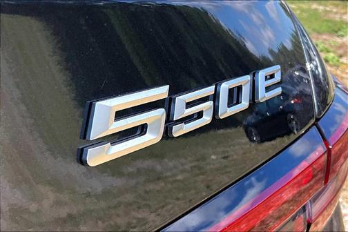 2026 BMW 550e xDrive