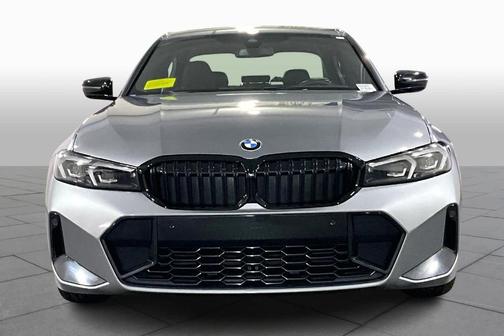 2023 BMW 330 i xDrive