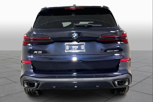 Carbon Black Metallic 2026 BMW X5 xDrive40i