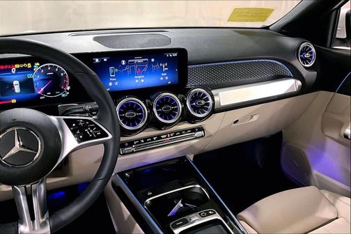 2025 Mercedes-Benz GLB 250 Base 4MATIC