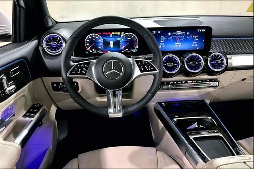 2025 Mercedes-Benz GLB 250 Base 4MATIC