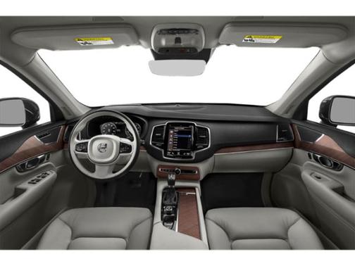 Denim Blue Metallic 2022 Volvo XC90 T6 Momentum