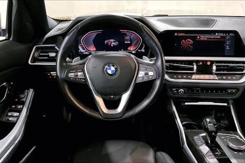 2019 BMW 330 i xDrive
