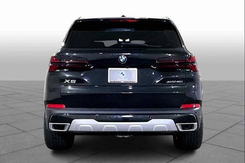 Black Sapphire Metallic 2026 BMW X5 xDrive40i