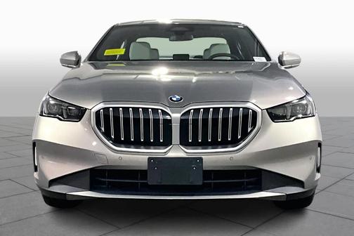 2024 BMW 530 i xDrive