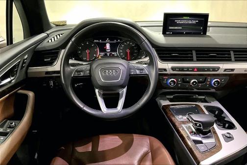 2019 Audi Q7 45 Premium