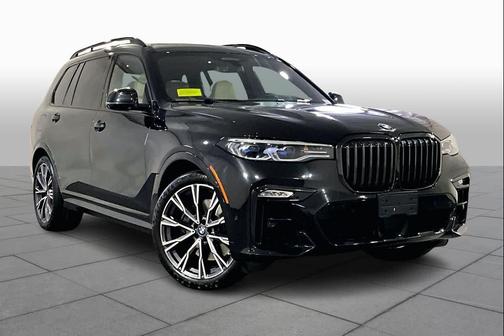 2021 BMW X7 M50i