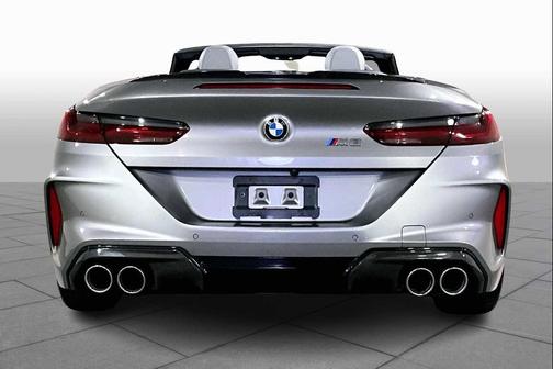 2020 BMW M8