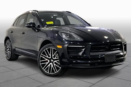 2022 Porsche Macan Base