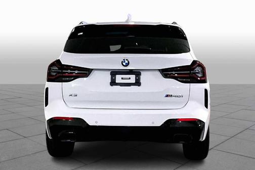 2023 BMW X3 M40i