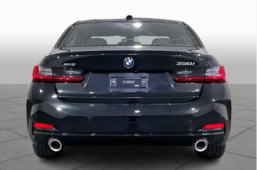 2025 BMW 330 i xDrive