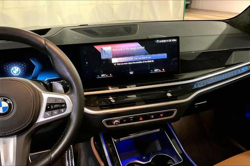 2023 BMW X7 xDrive40i
