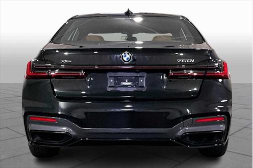 2022 BMW 750 i xDrive