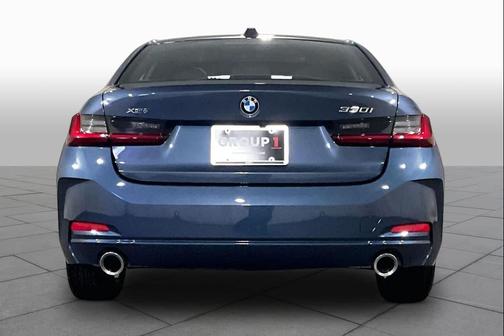 2025 BMW 330 i xDrive