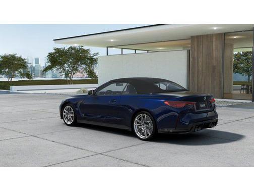 Tanzanite Blue II Metallic 2027 BMW M4 Competition xDrive