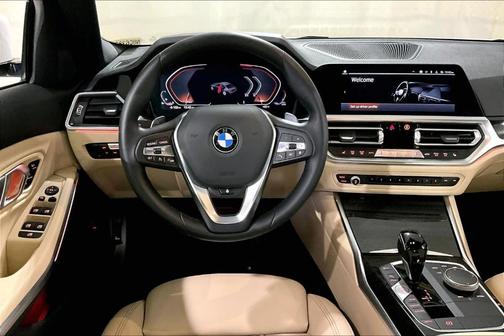 2022 BMW 330 i xDrive