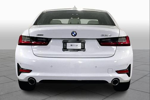 2022 BMW 330 i xDrive