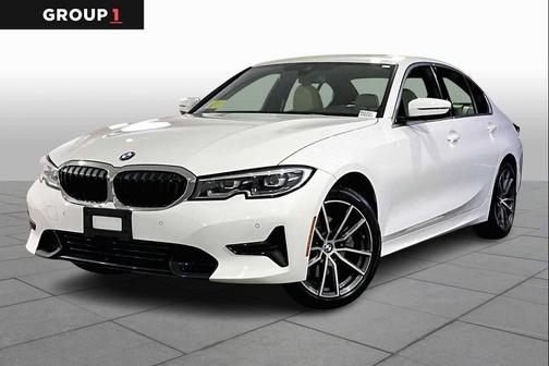 2022 BMW 330 i xDrive