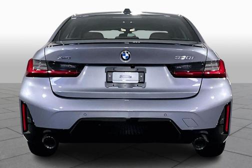 2024 BMW 330 i xDrive