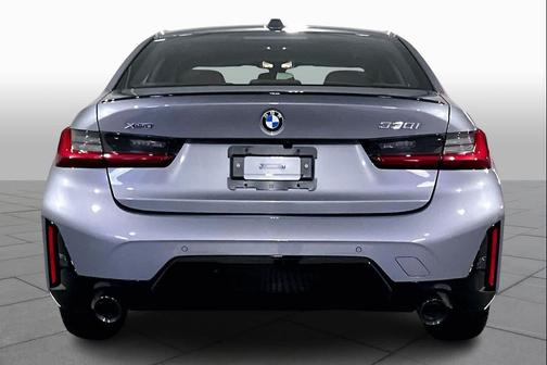 2024 BMW 330 i xDrive