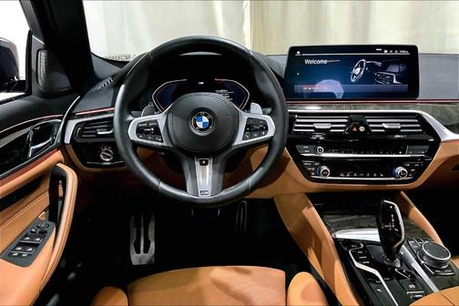 2022 BMW 530 i xDrive