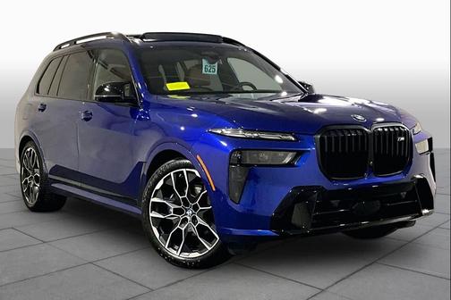 2025 BMW X7 M60i