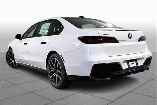 White 2026 BMW 740 i xDrive