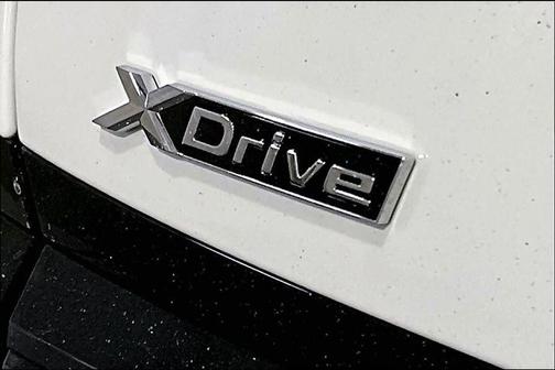 White 2026 BMW 740 i xDrive