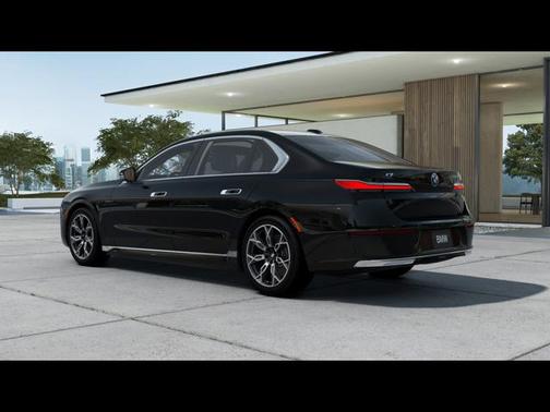 2025 BMW i7 xDrive60