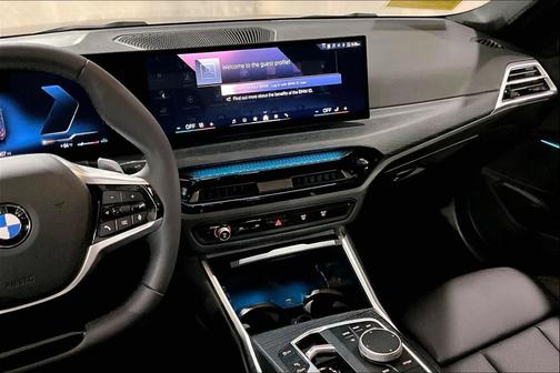2025 BMW 330 i xDrive