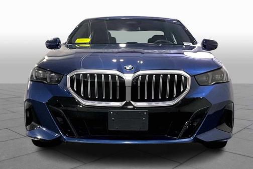 2024 BMW 540 i xDrive