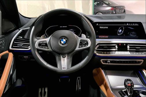 2023 BMW X6 M50i