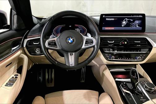 2023 BMW 530 i xDrive