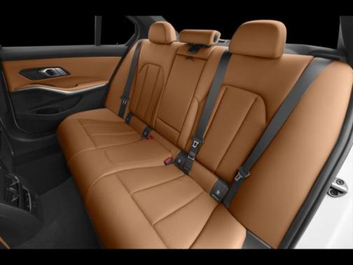 2025 BMW 330 i xDrive