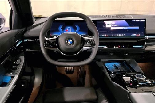 2025 BMW 530 i xDrive
