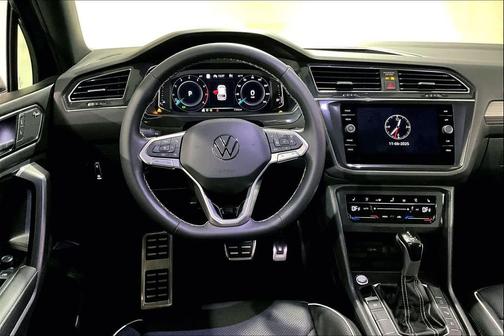 2023 Volkswagen Tiguan 2.0T SEL R-Line