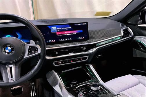 2024 BMW X6 M60i
