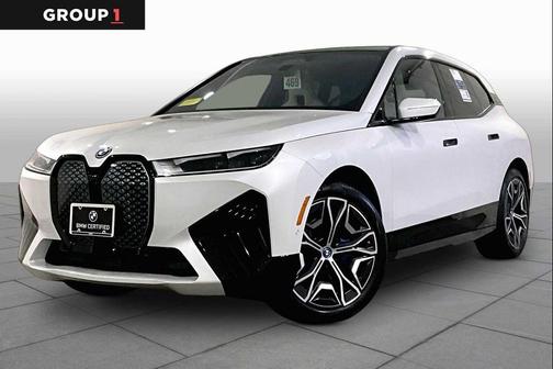 Mineral White Metallic 2025 BMW iX xDrive50