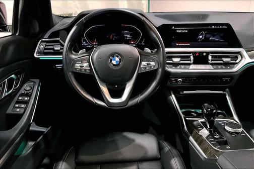 2022 BMW 330 i xDrive